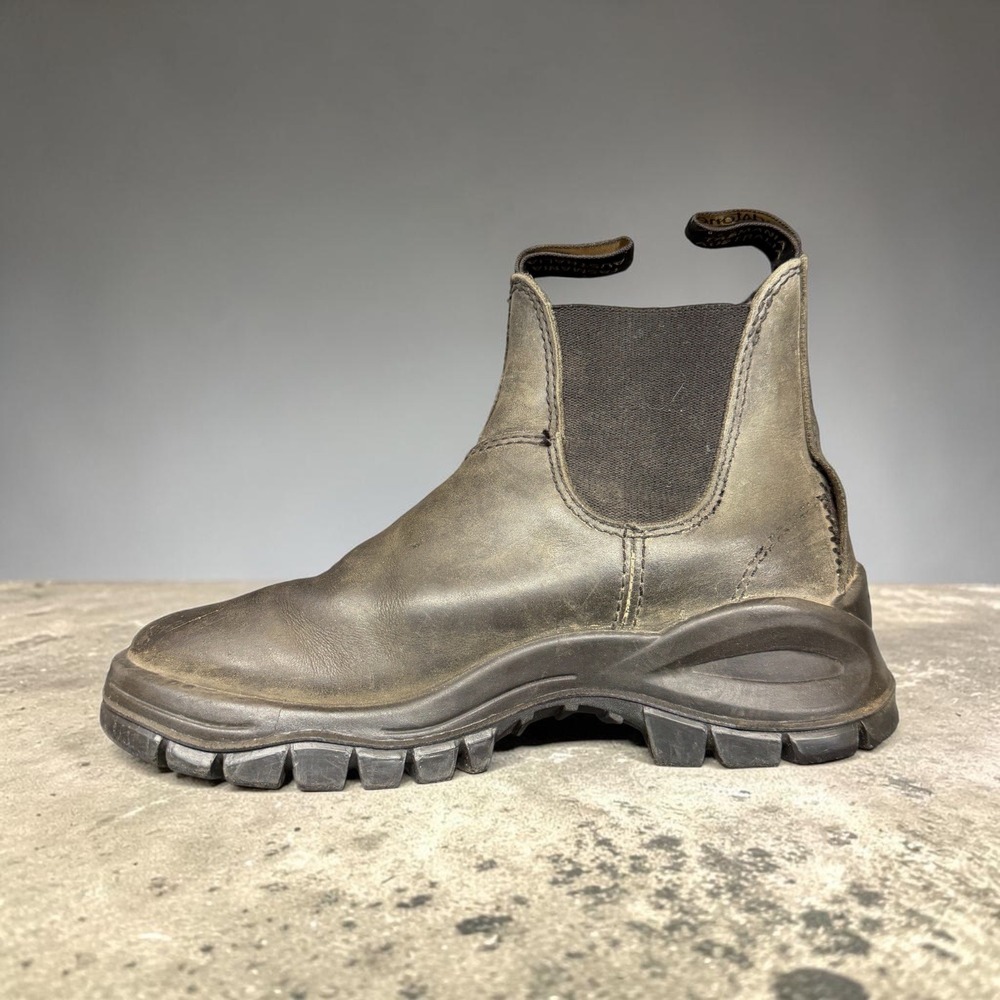 Blundstone Boots 2240 - AU 3 / US 6 - Women's Lug Sole - Brown